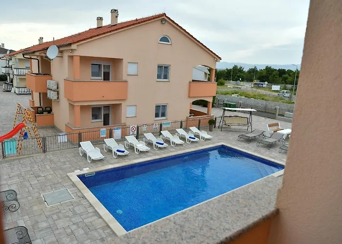 Appartement Lucky Vir