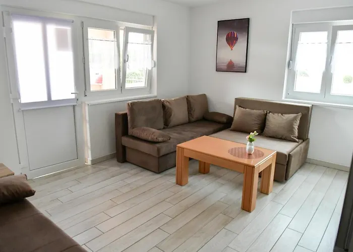 Appartement Lucky Vir