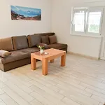 Apartment Lucky Vir