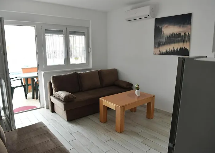 Lucky Apartment *
